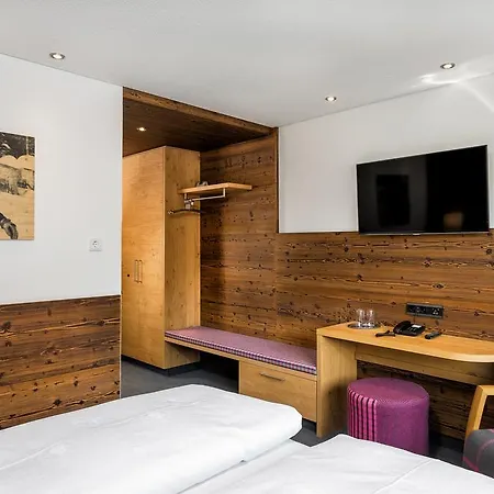 Bed & Breakfast Garni Ernst Falch