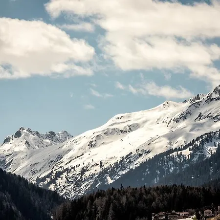 Bed & Breakfast Garni Ernst Falch Sankt Anton am Arlberg